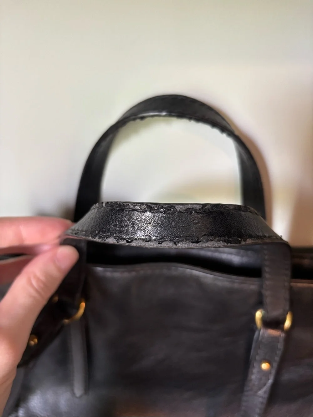 Fossil sleek black